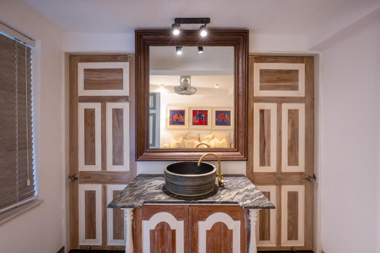 55Tg Boutique Suites Коломбо Екстериор снимка