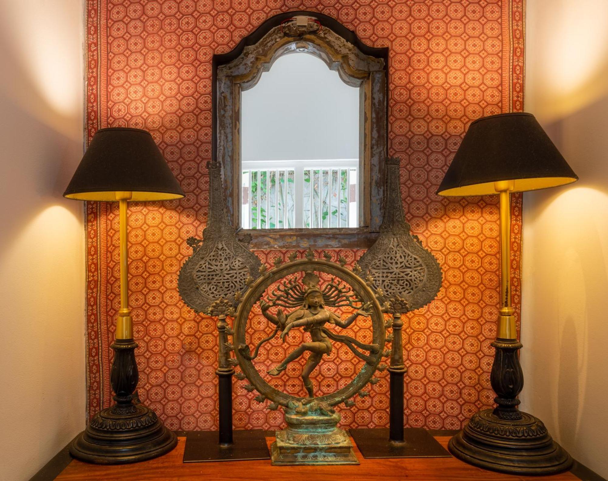 55Tg Boutique Suites Коломбо Екстериор снимка