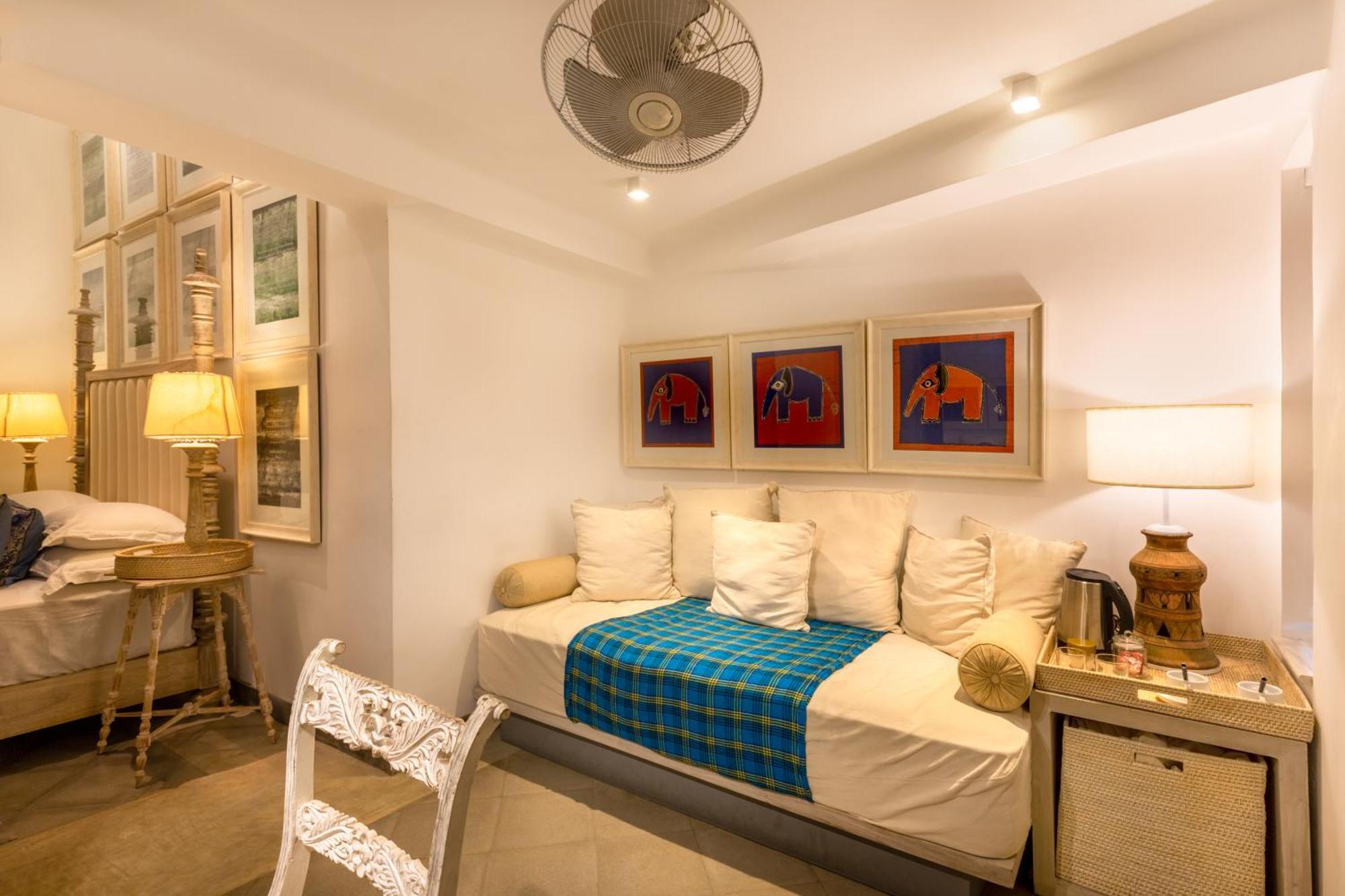 55Tg Boutique Suites Коломбо Екстериор снимка